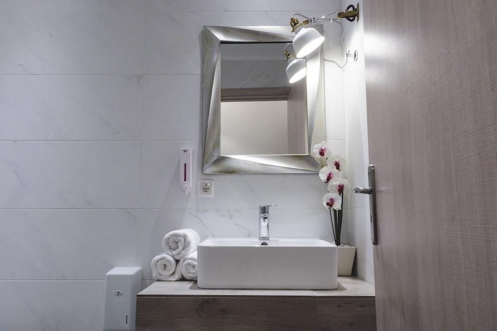 חאניה Dome Rooms Downtown מראה חיצוני תמונה